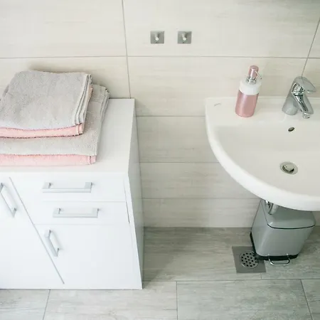 Sweet Roznik Ljubljana