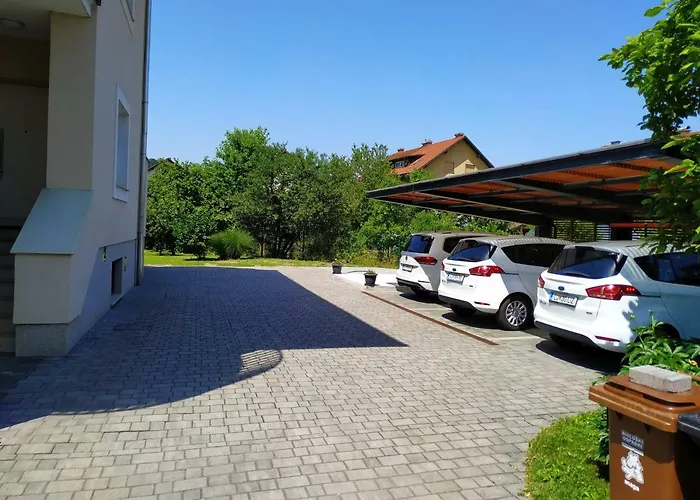 Sweet Roznik * Laibach